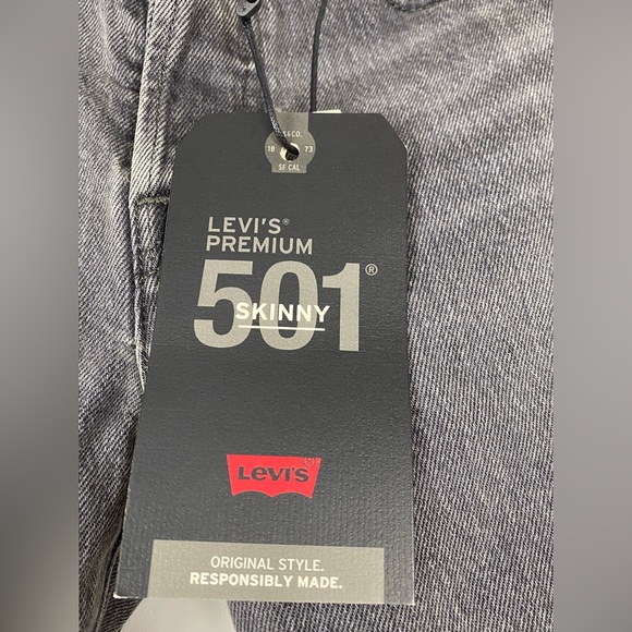 New Levi's® Premium 501® Skinny High Rise Women’s Jeans Dark Wash Black 24 x 28 - Picture 10 of 11